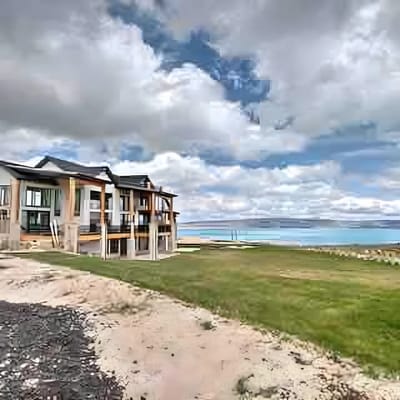 Skybridge Bear Lake Sleeps 61-75 with condo add-on
