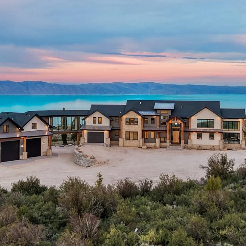 Skybridge Bear Lake Sleeps 61-75 with condo add-on